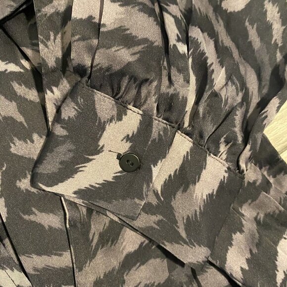 All Saints Women’s Size 8 Irina Remix Jumpsuit Animal Print Romper Long Sleeve - Picture 9 of 16